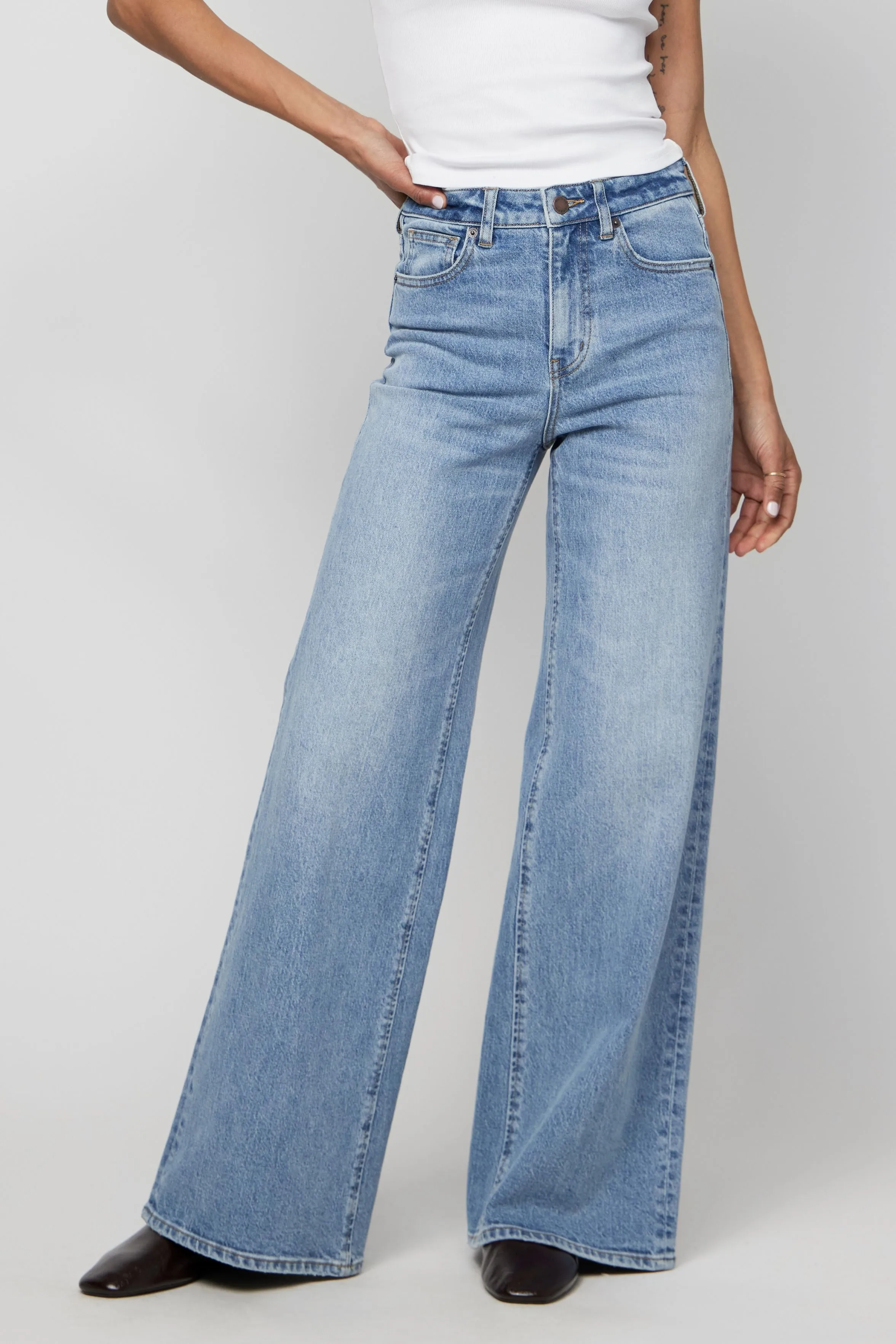 Andrews High Rise Extra Wide Leg Classic Vintage
