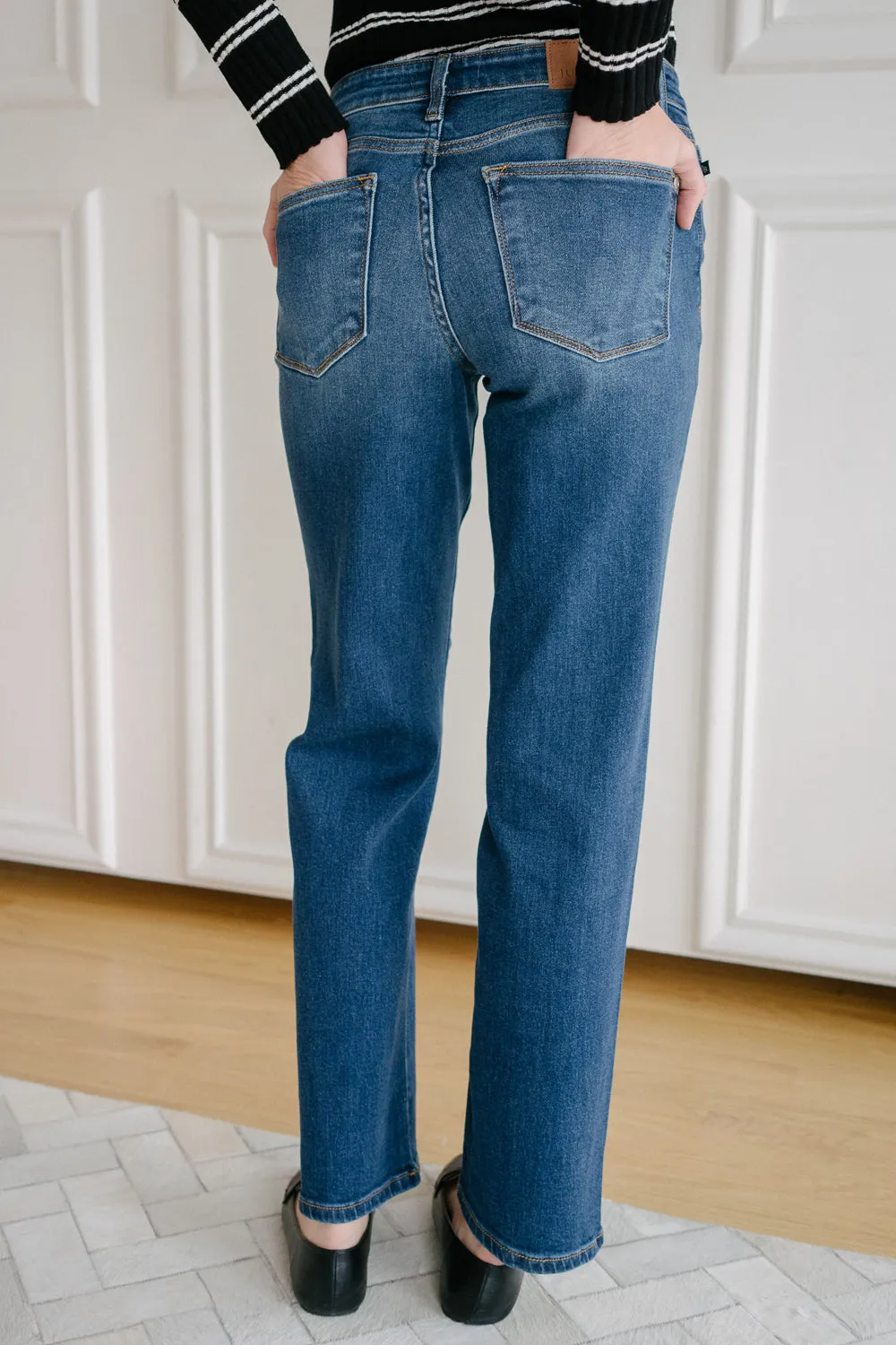 Aubrey Mid Rise Side Seam Detail Straight Jeans