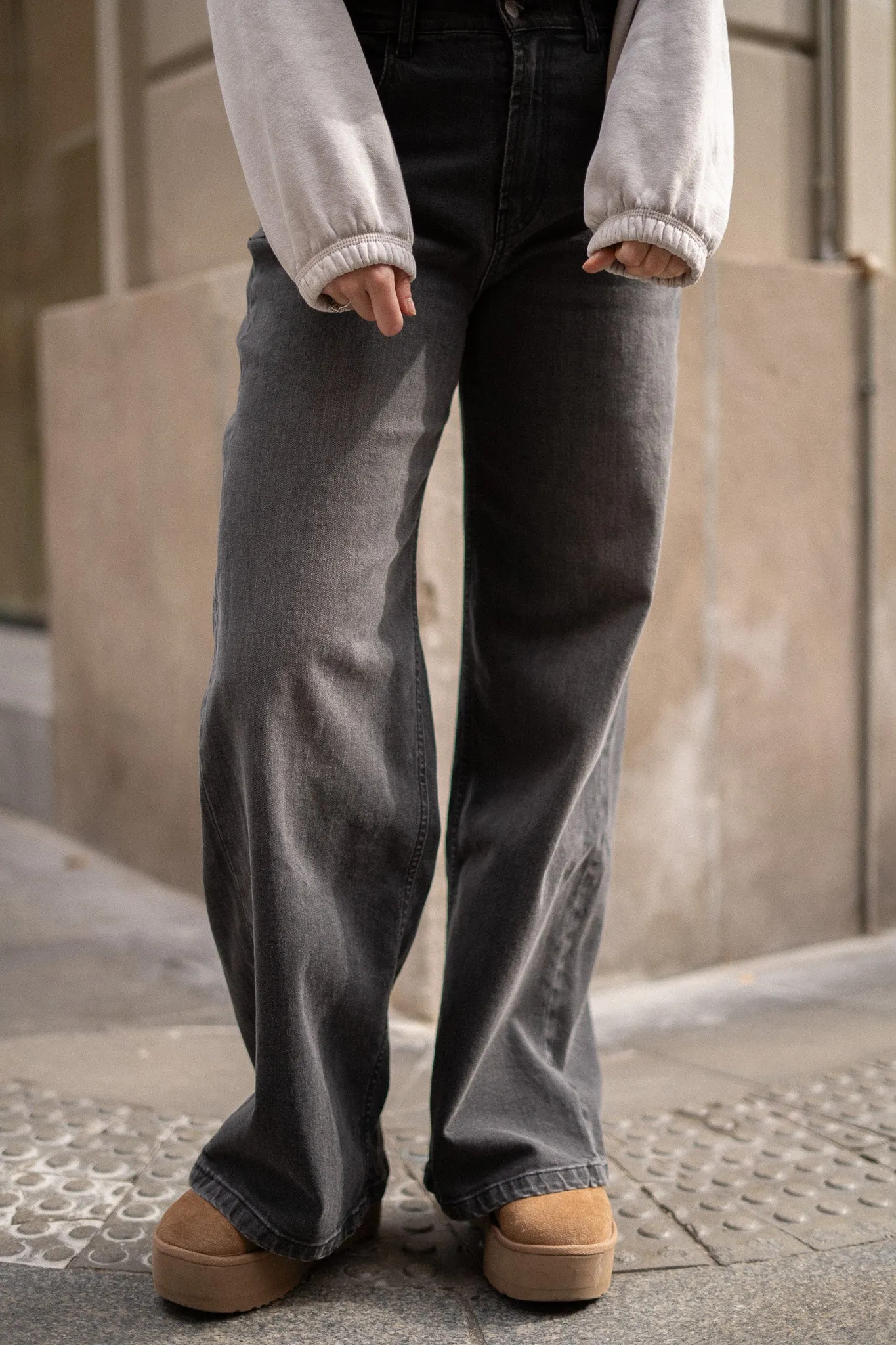 BAGGY HIGH RISE - GREY