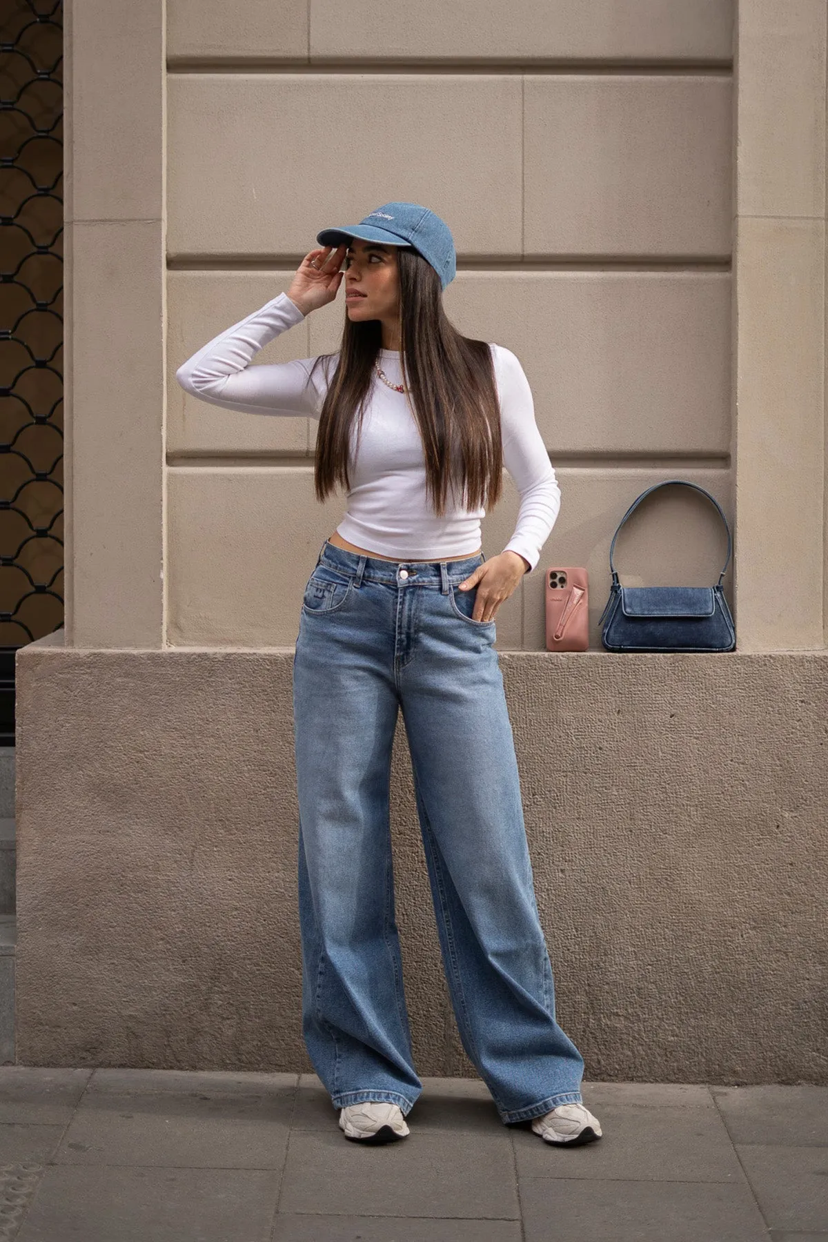 BAGGY HIGH RISE - LIGHT BLUE