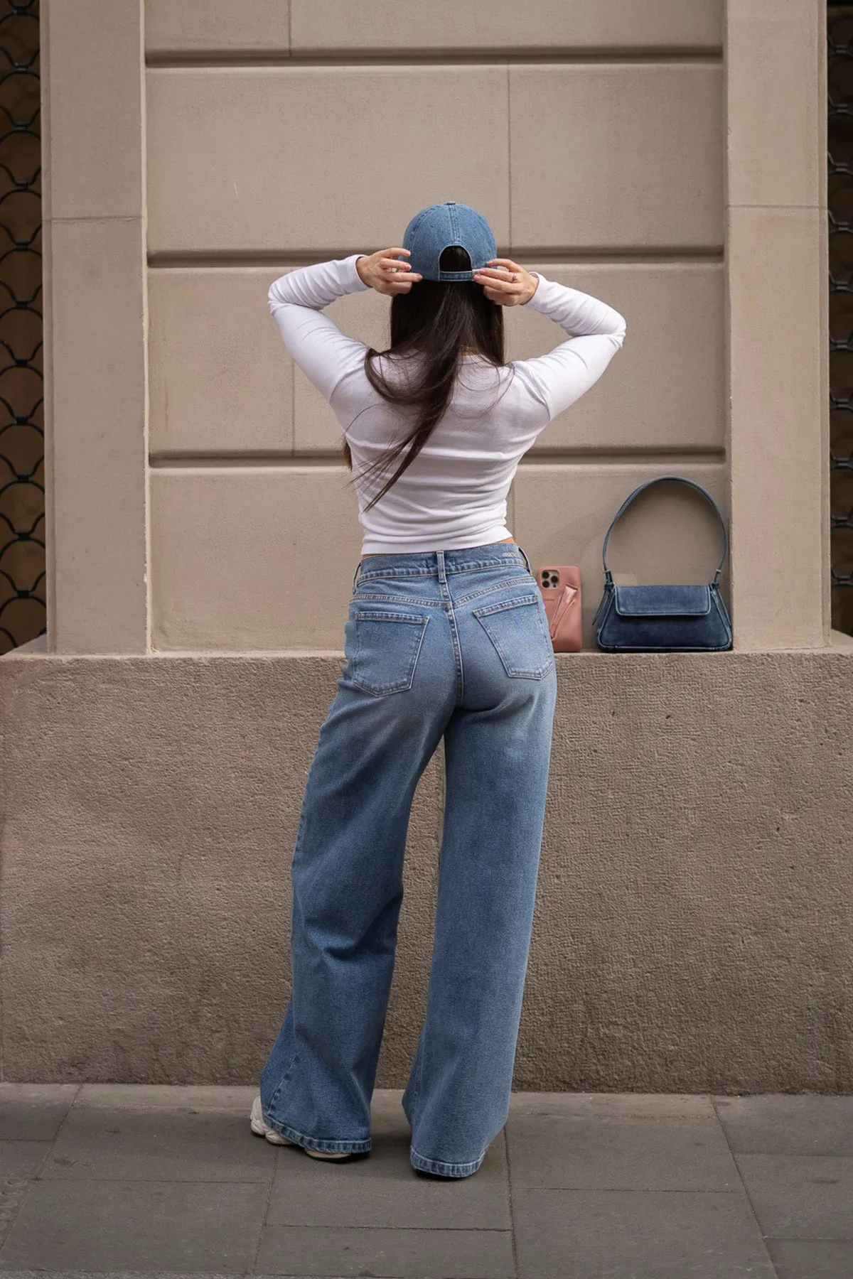 BAGGY HIGH RISE - LIGHT BLUE