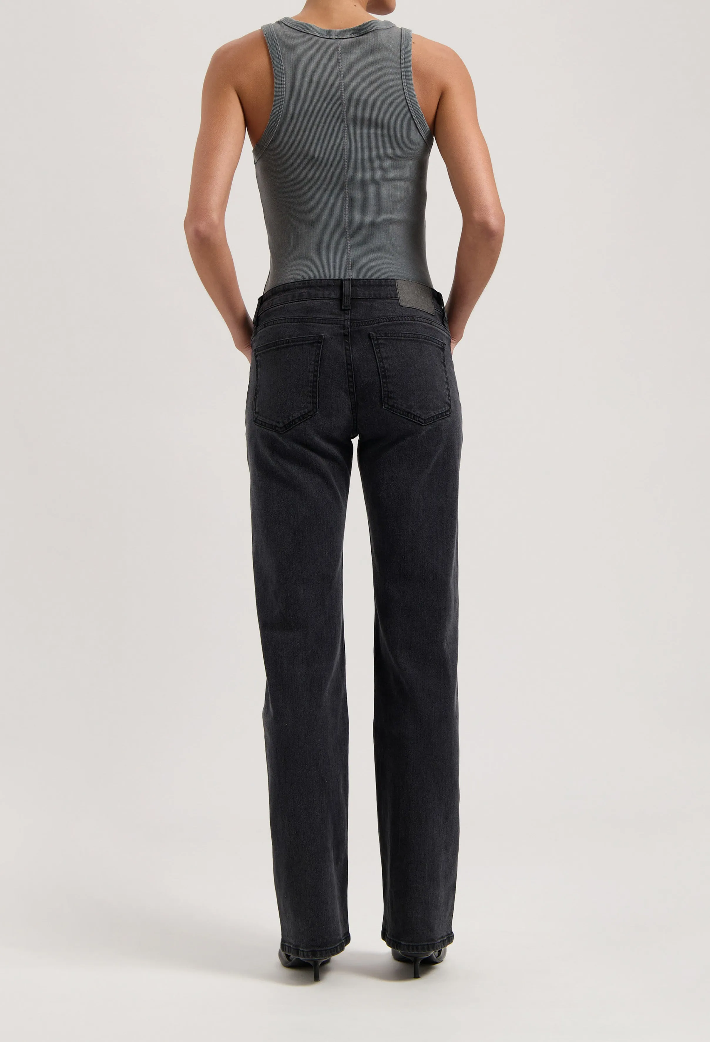 Carry Mid Straight - Black Vintage