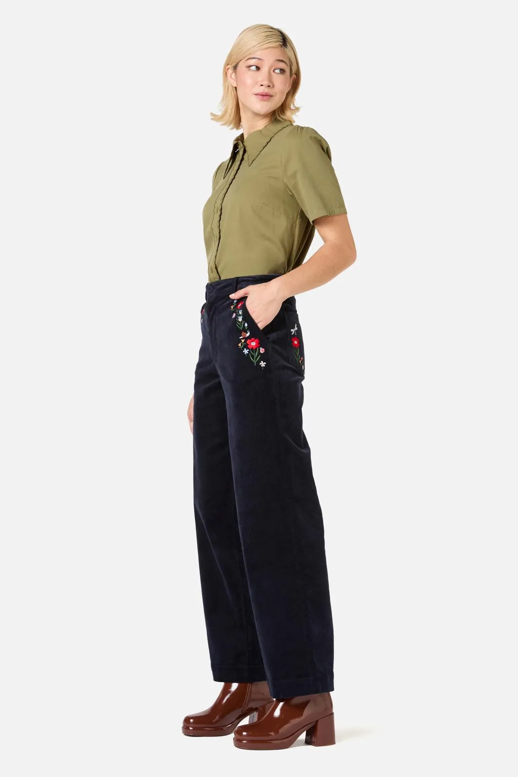 Garden Embroiderd Cord Jean