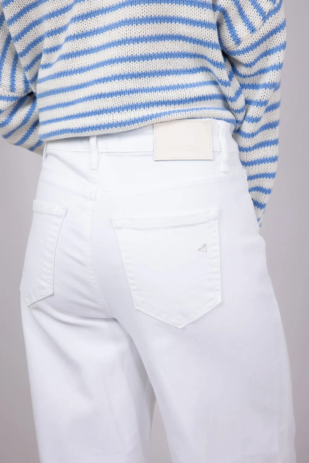 Hidden Nori High Rise Wide Leg Cropped Jeans for Women in White | HD9256C-WHT