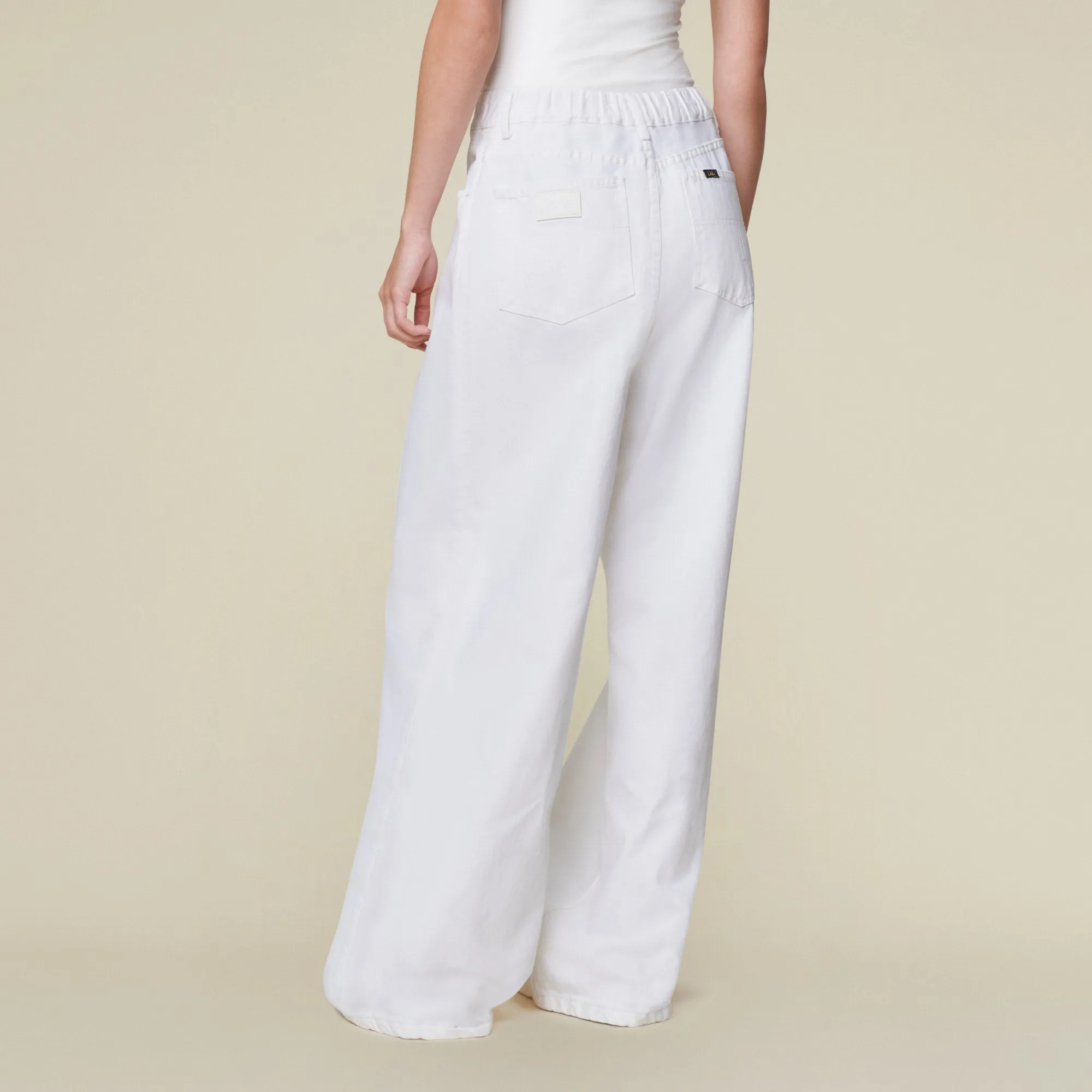 Paloma Otawa White - Low Rise Rise Fit
