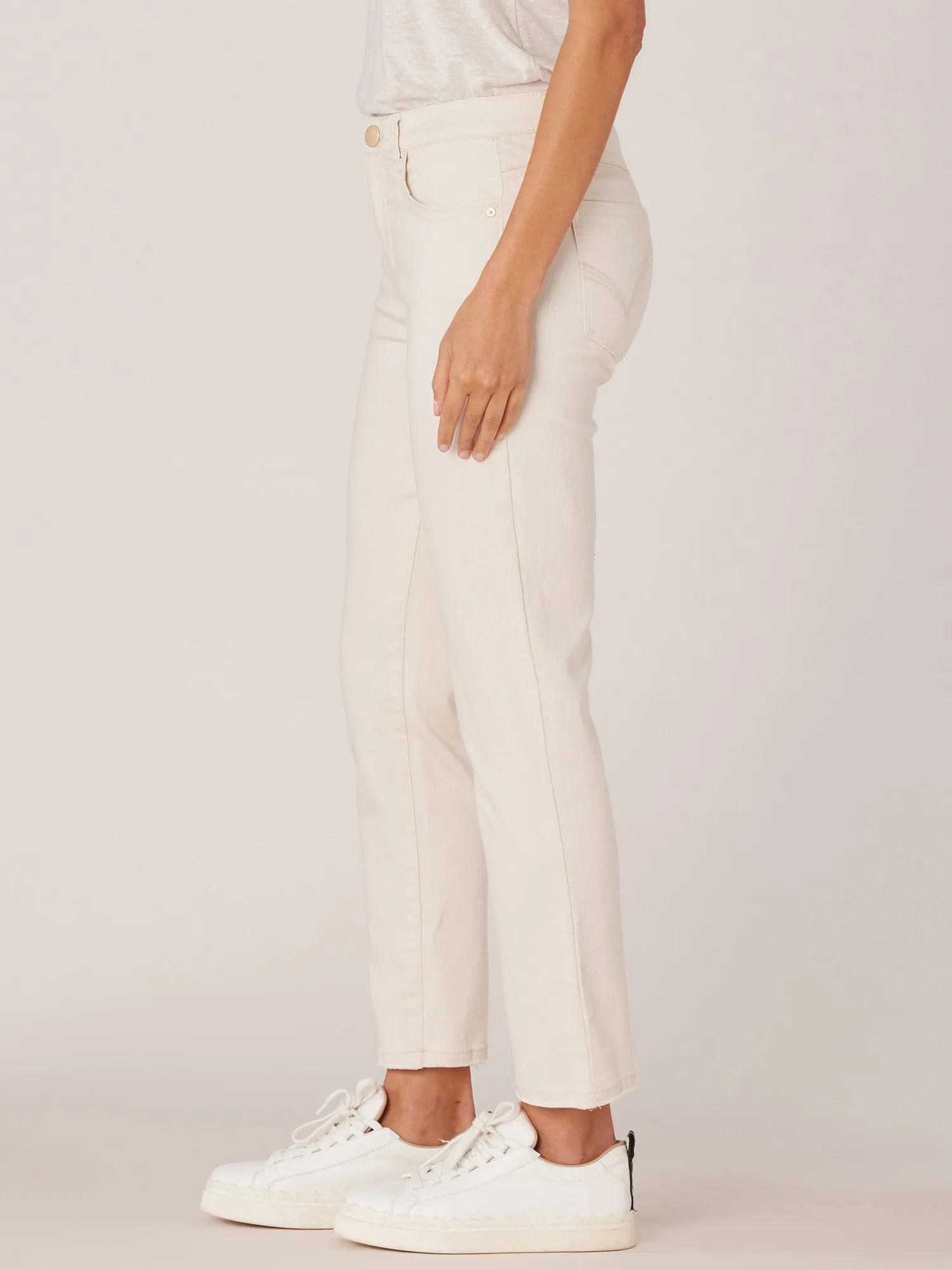 "Ab"solution Slim Straight Jean with Embroidered Cascading "D" Pockets