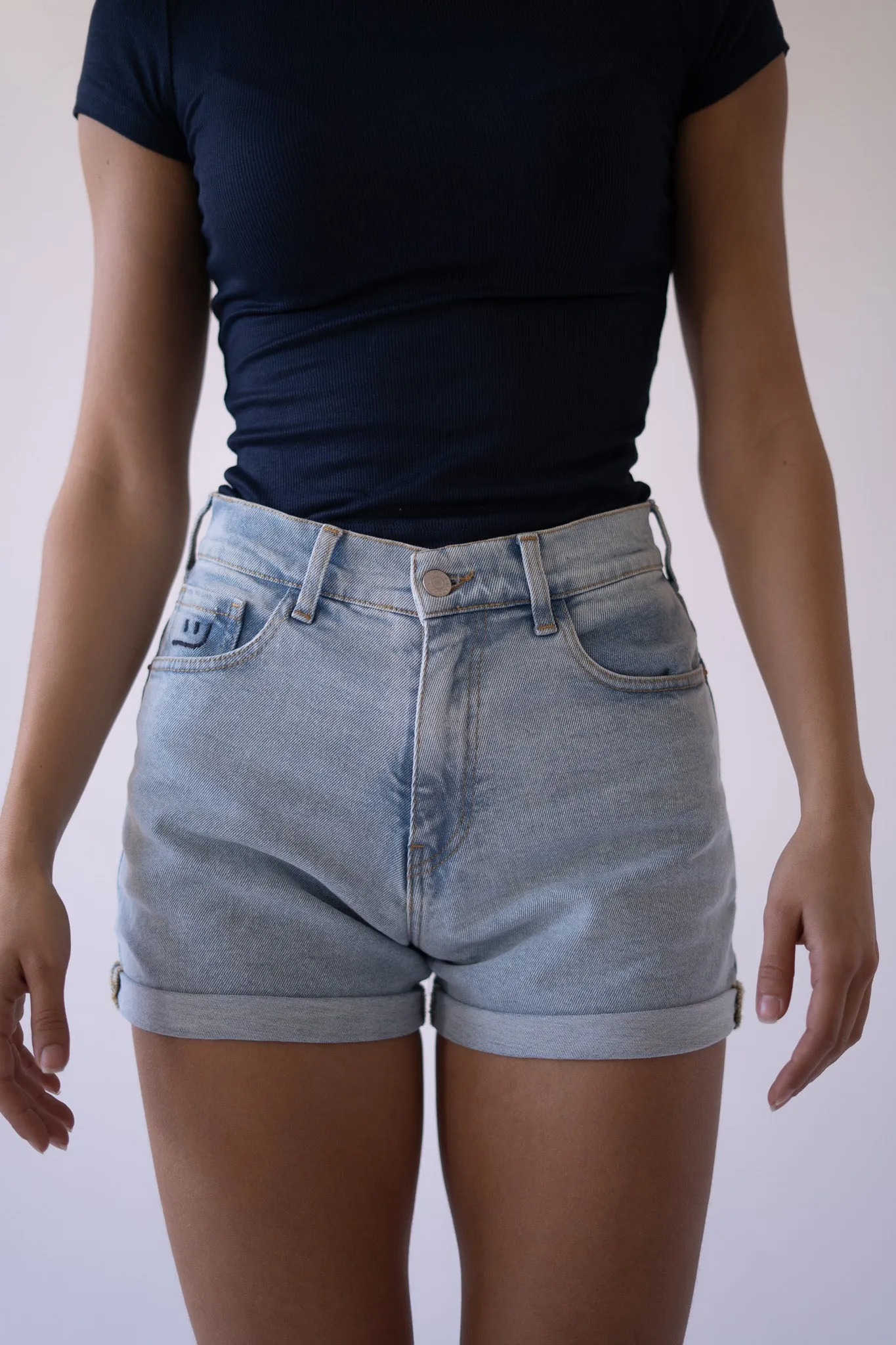 SHORTS ROLL UP - LIGHT BLUE