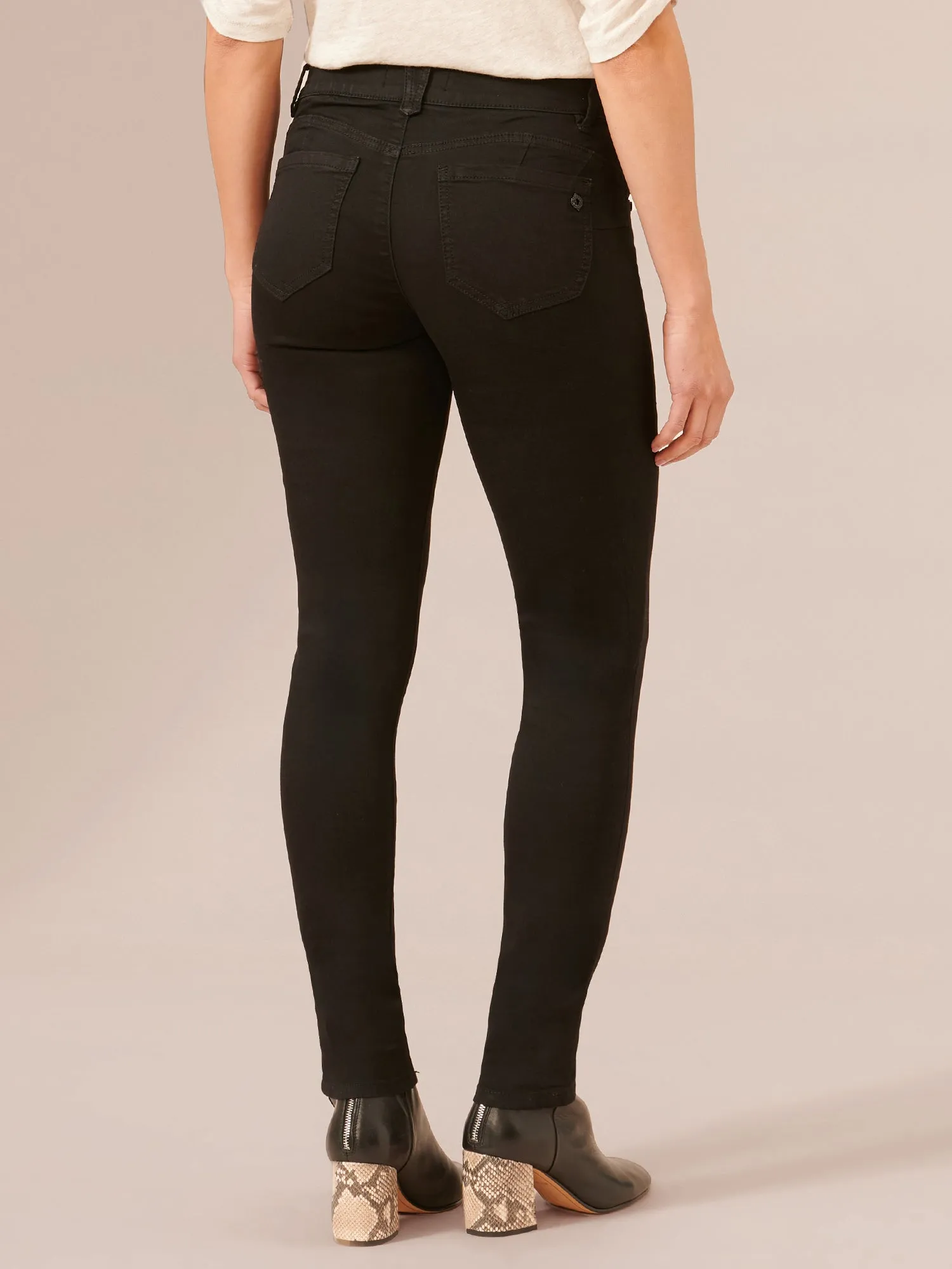 Stretch Black Denim "Ab"solution® Petite Jegging