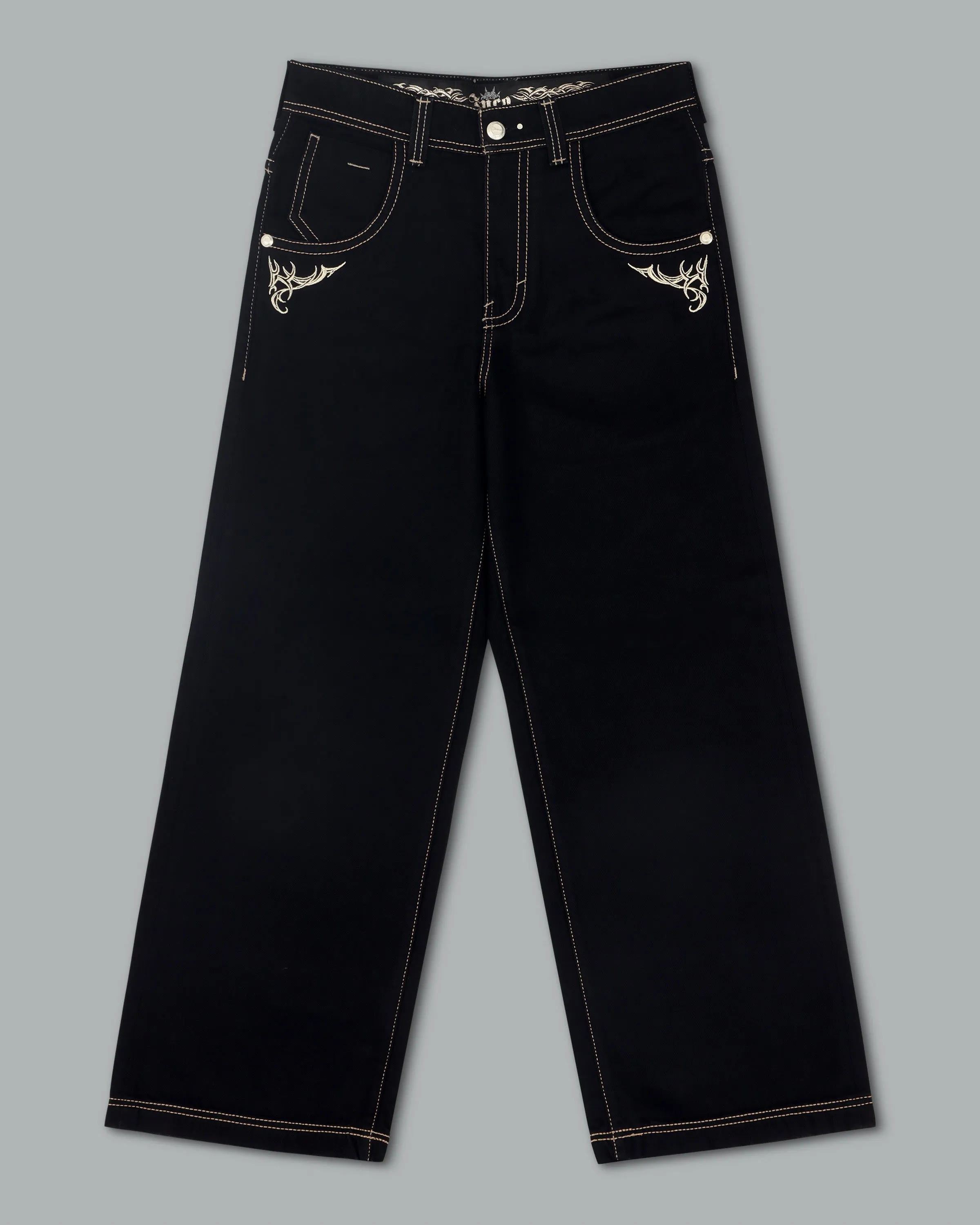 W Karatz. 23". Jet Black.
