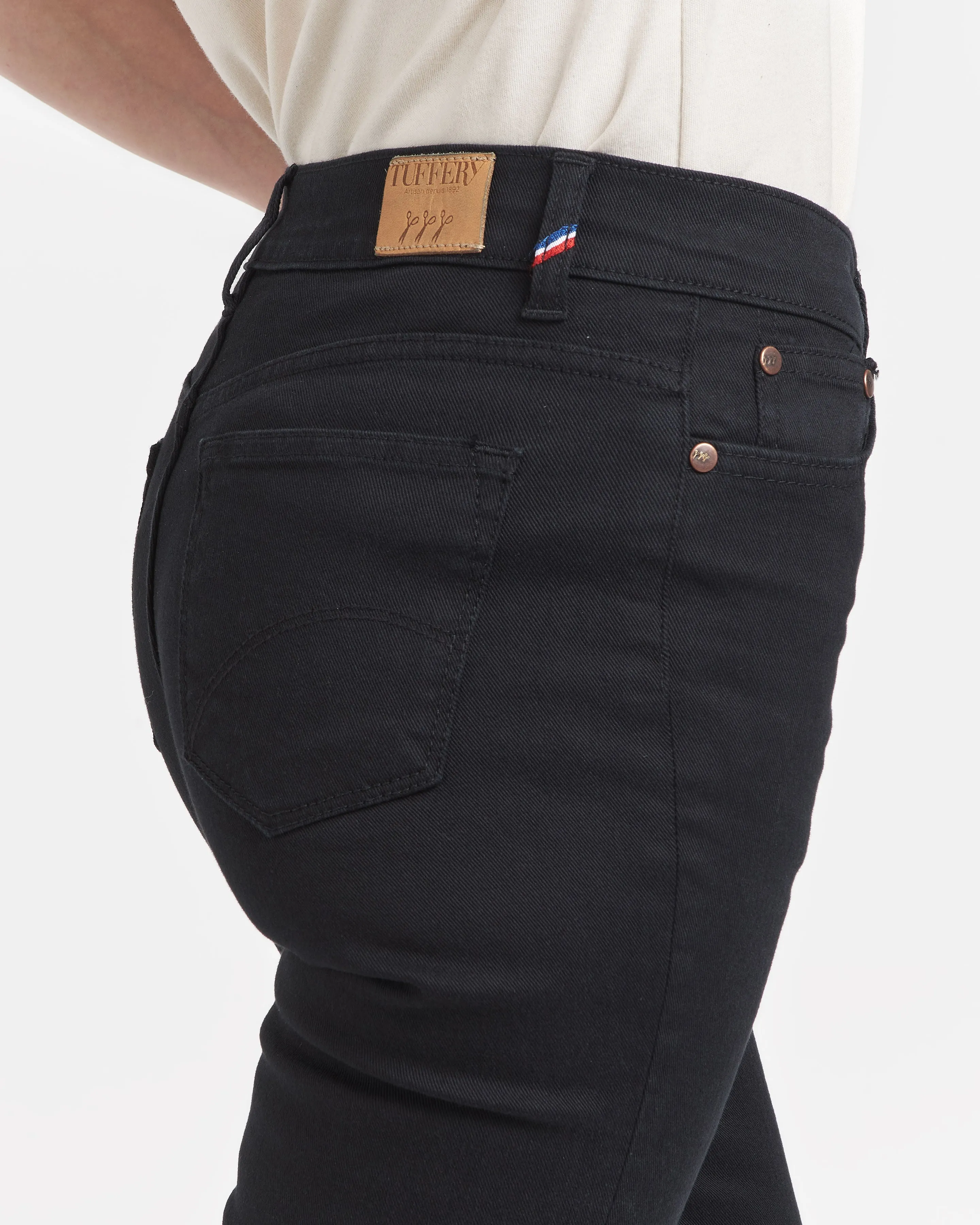 Women's fitted straight jeans Black
