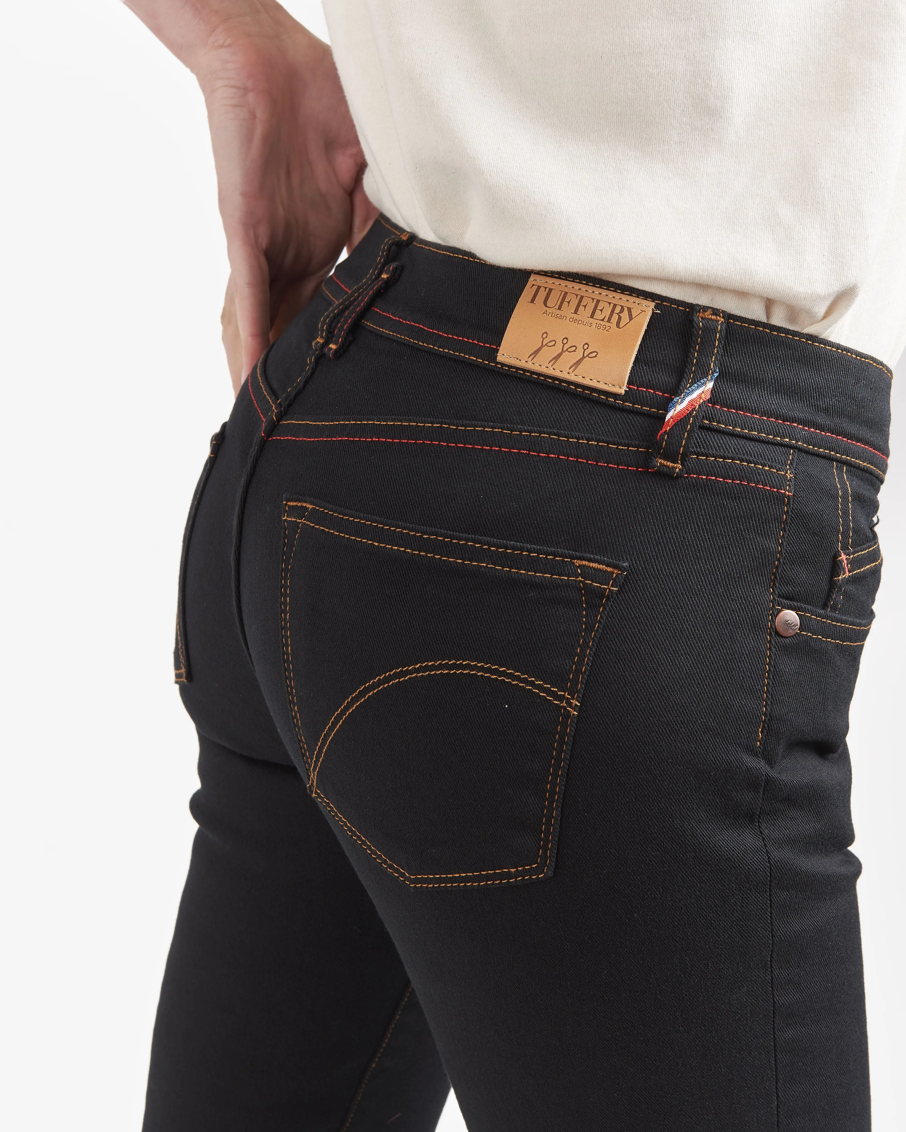 Women's slim-fit standard-waist jeans Black